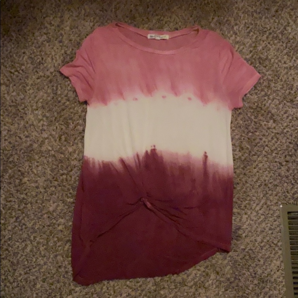 A ombré t-shirt.
